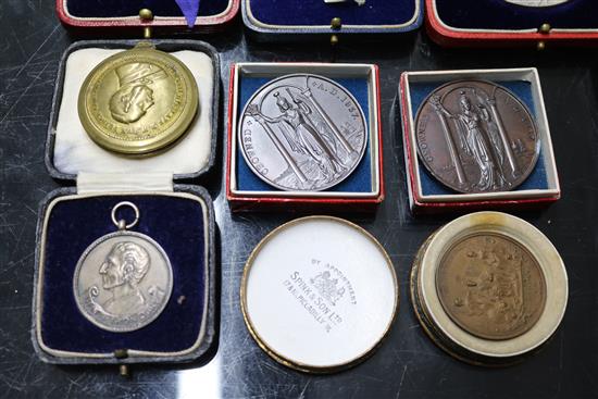 A Collection of 18 British Commemorative medals, see list below;